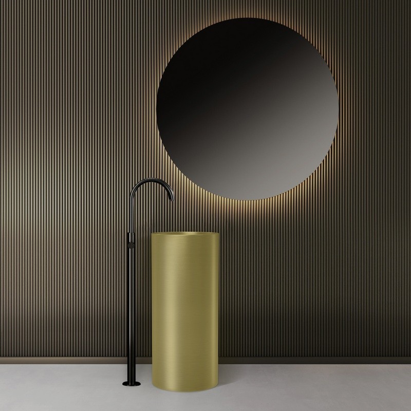 Lavabo da terra freestanding con drenaggio a pavimento finitura oro | kamalu - 1