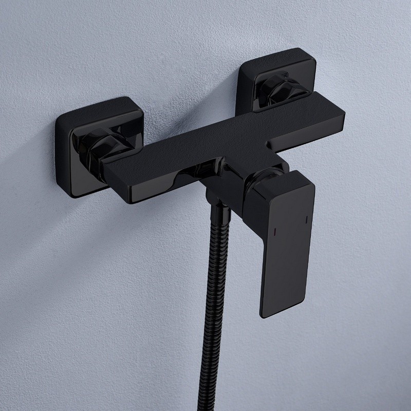 Miscelatore vasca in ottone nero con doccetta e flessibile PVC | KAM-DIANA NERO kamalu - 2